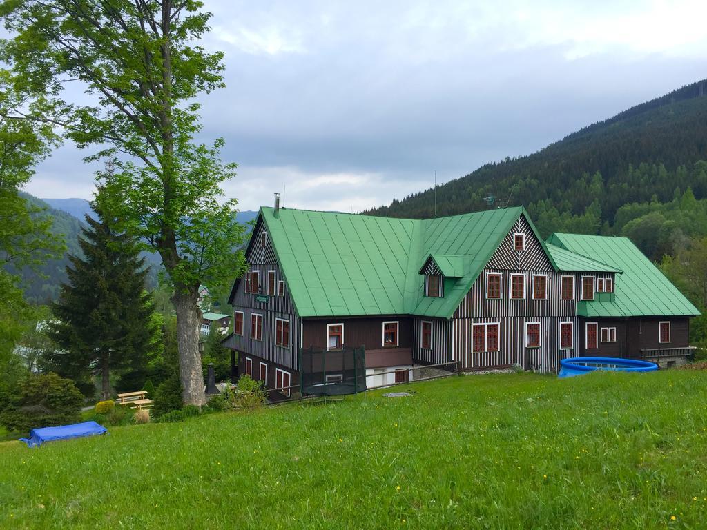 Pension Lucerna Špindlerŭv Mlýn Exterior foto